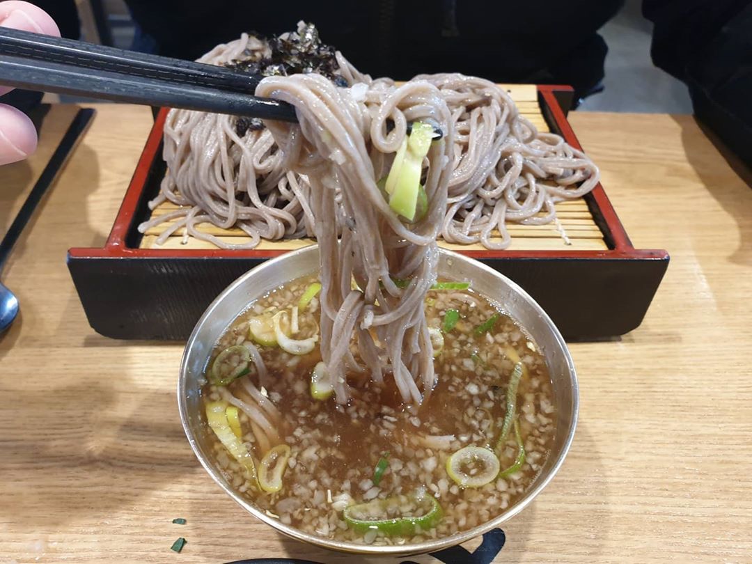 place_img
