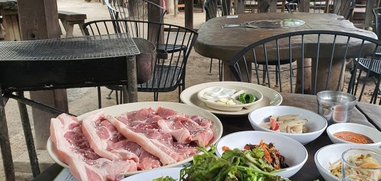 하늘아래작은마을
