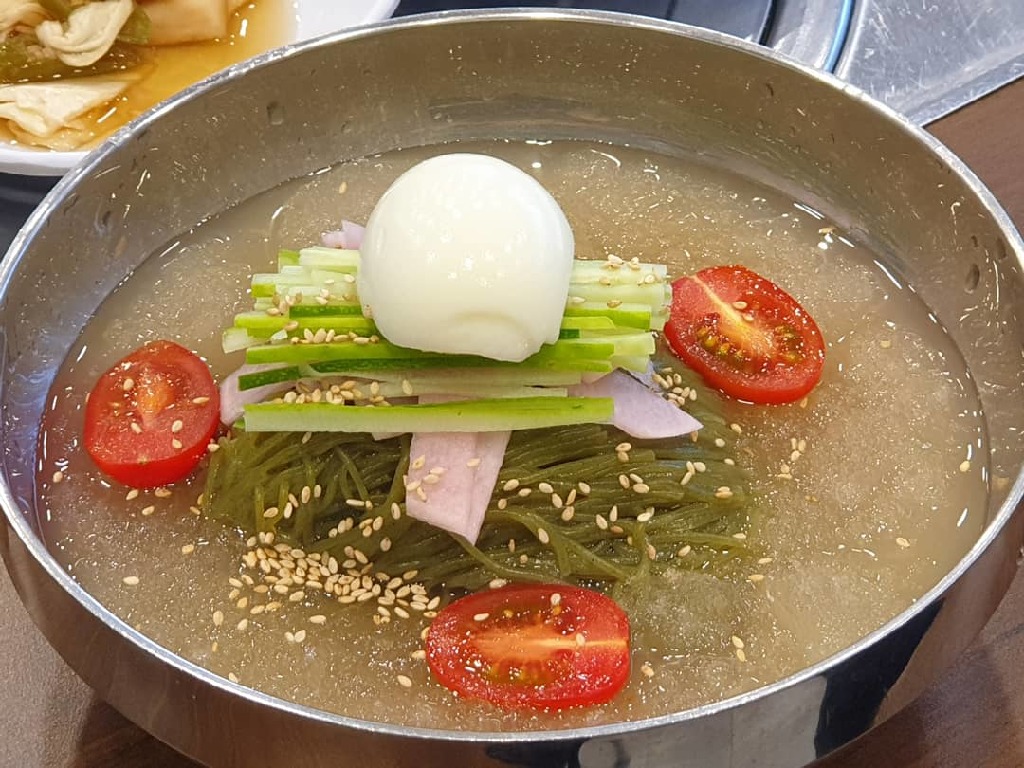 place_img