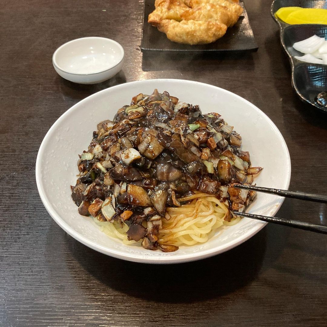 출처 : 향원 인스타그램 검색 결과