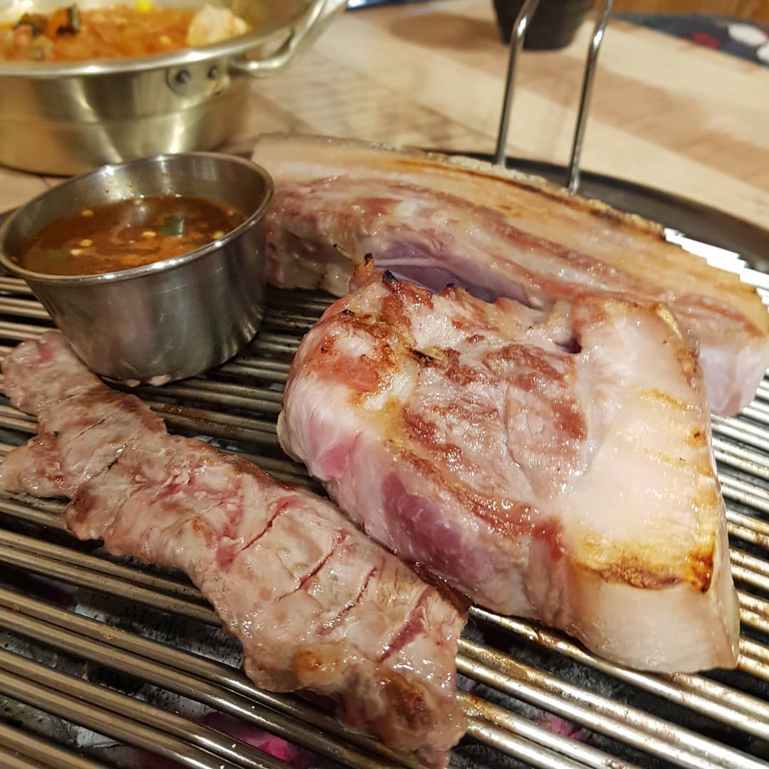 출처 : 제주흑돈세상수라간 표선점 인스타그램 검색 결과