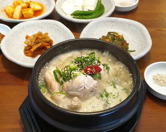 소문난집 , 서울특별시 관악구 인헌2길 8-2 1층