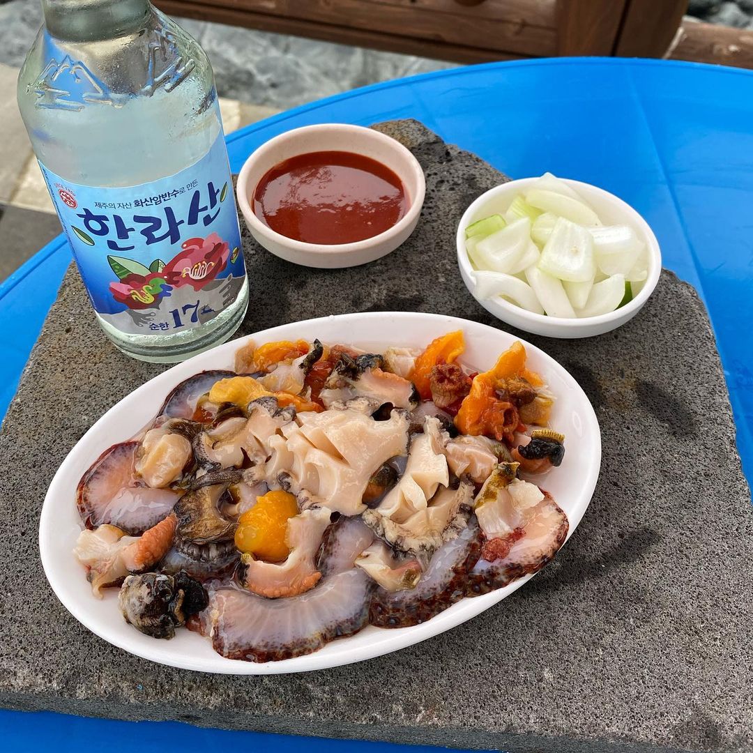 색달해녀의집 - 제주, 중문 예래 | 맛집검색 식신