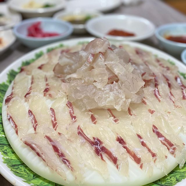 출처 : 녹동횟집 인스타그램 검색 결과