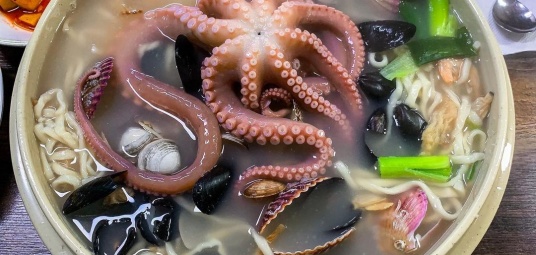 황해해물칼국수