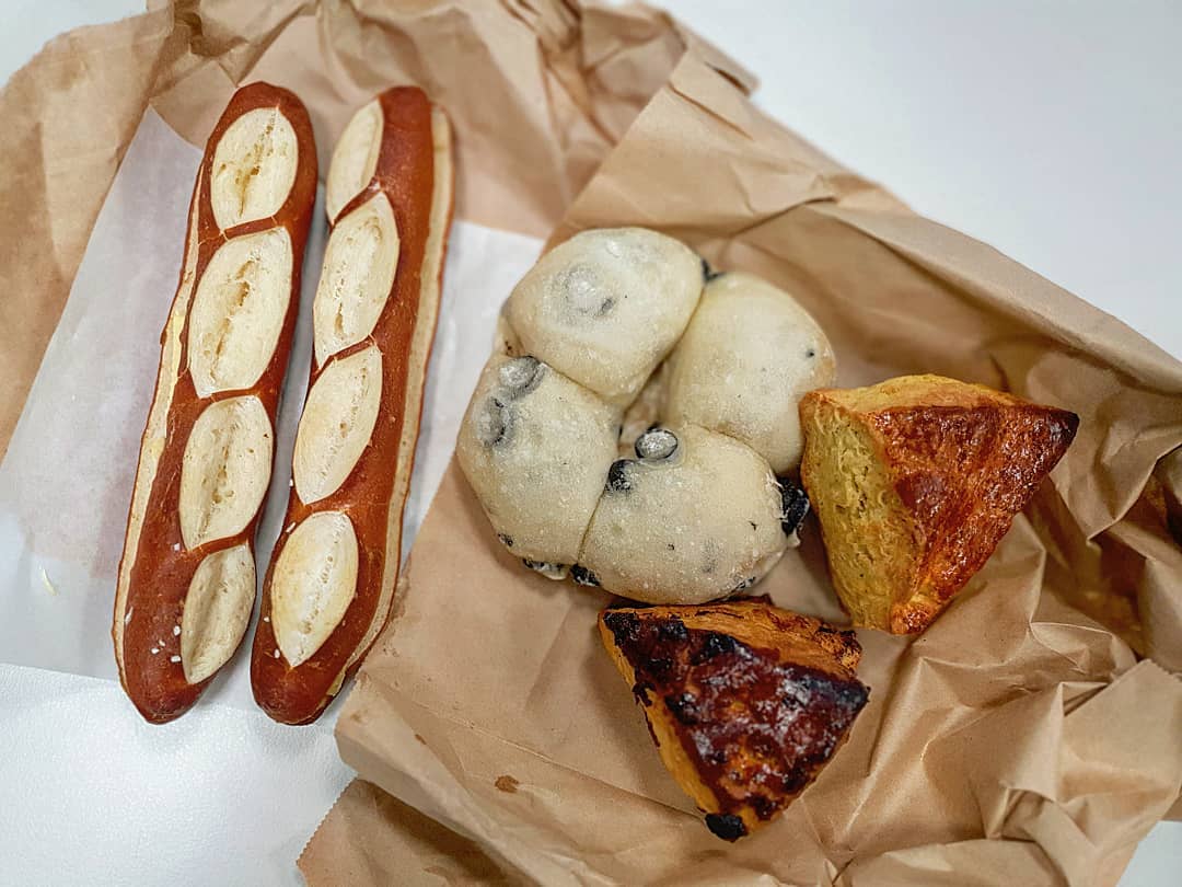 출처 : 폴앤폴리나 더현대서울점 인스타그램 검색 결과