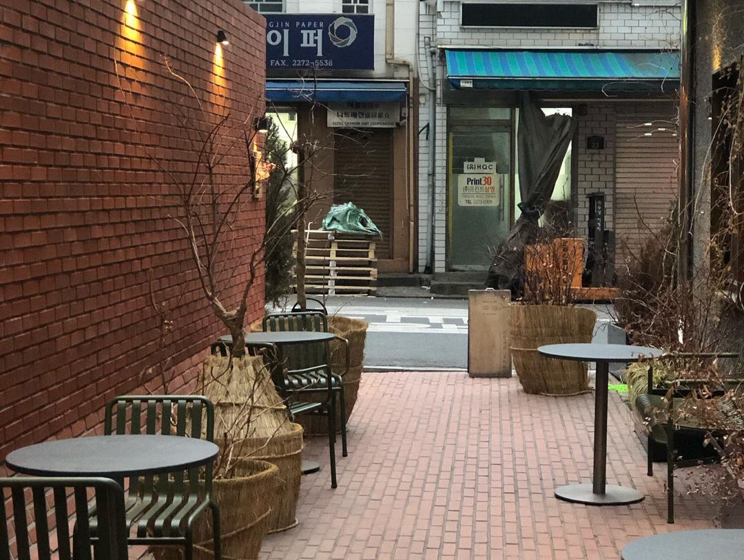 place_img