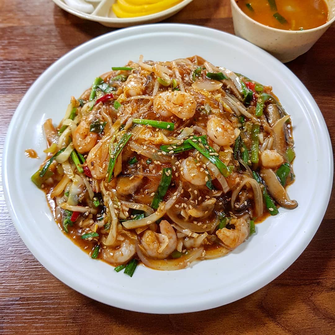 출처 : 차이나반점 인스타그램 검색 결과