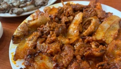 배신식당 매장 이미지