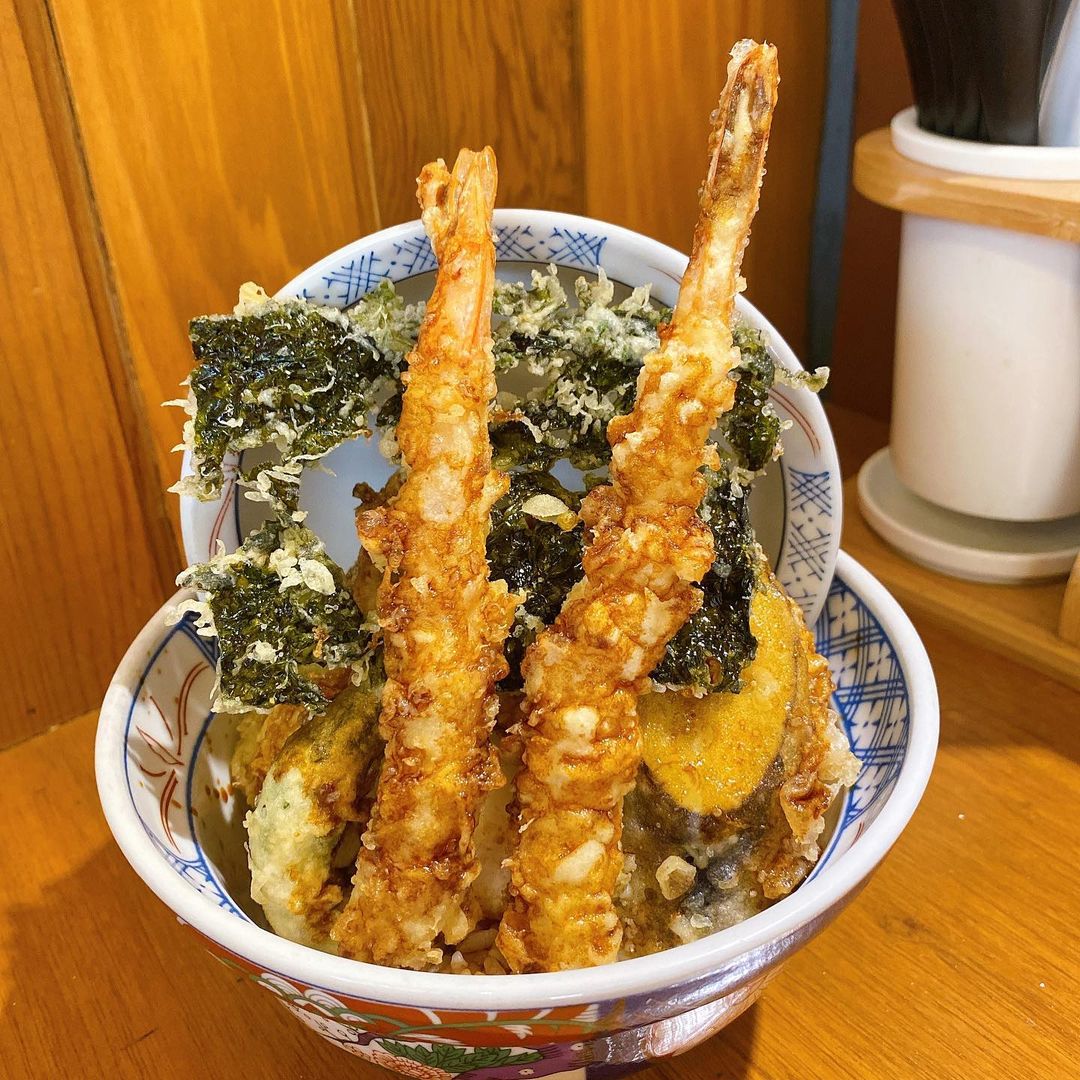 출처 : 고쿠텐 보정카페거리점 인스타그램 검색 결과