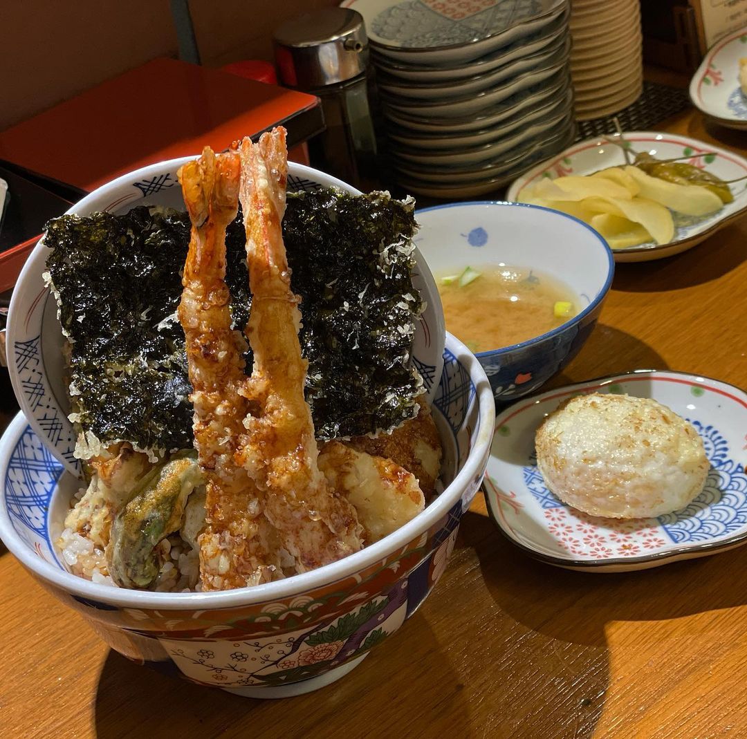 출처 : 고쿠텐 보정카페거리점 인스타그램 검색 결과