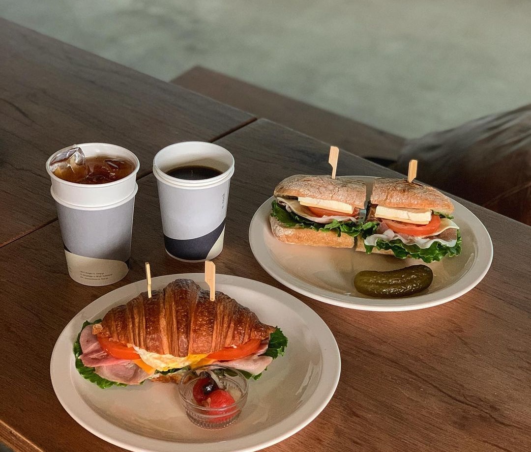 출처 : 아눅앞산 인스타그램 검색 결과