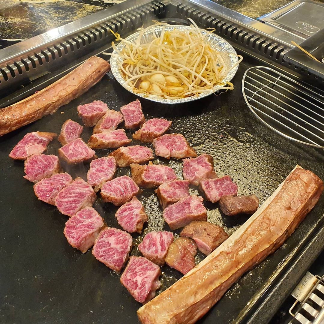 출처 : 삼돌박이수라육간 인스타그램 검색 결과