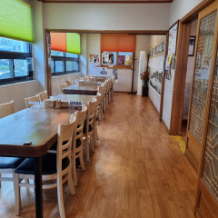 place_img