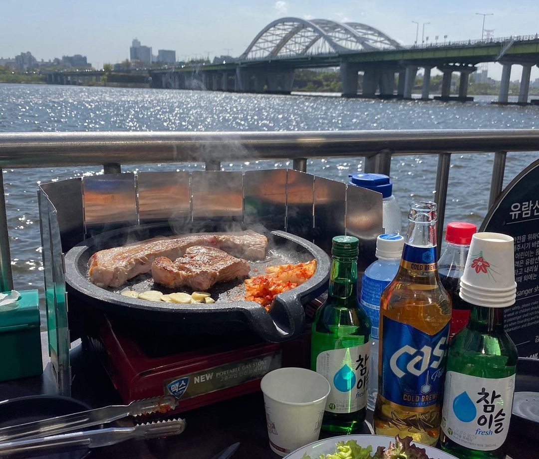 출처 : m0__________0n님의 인스타그램