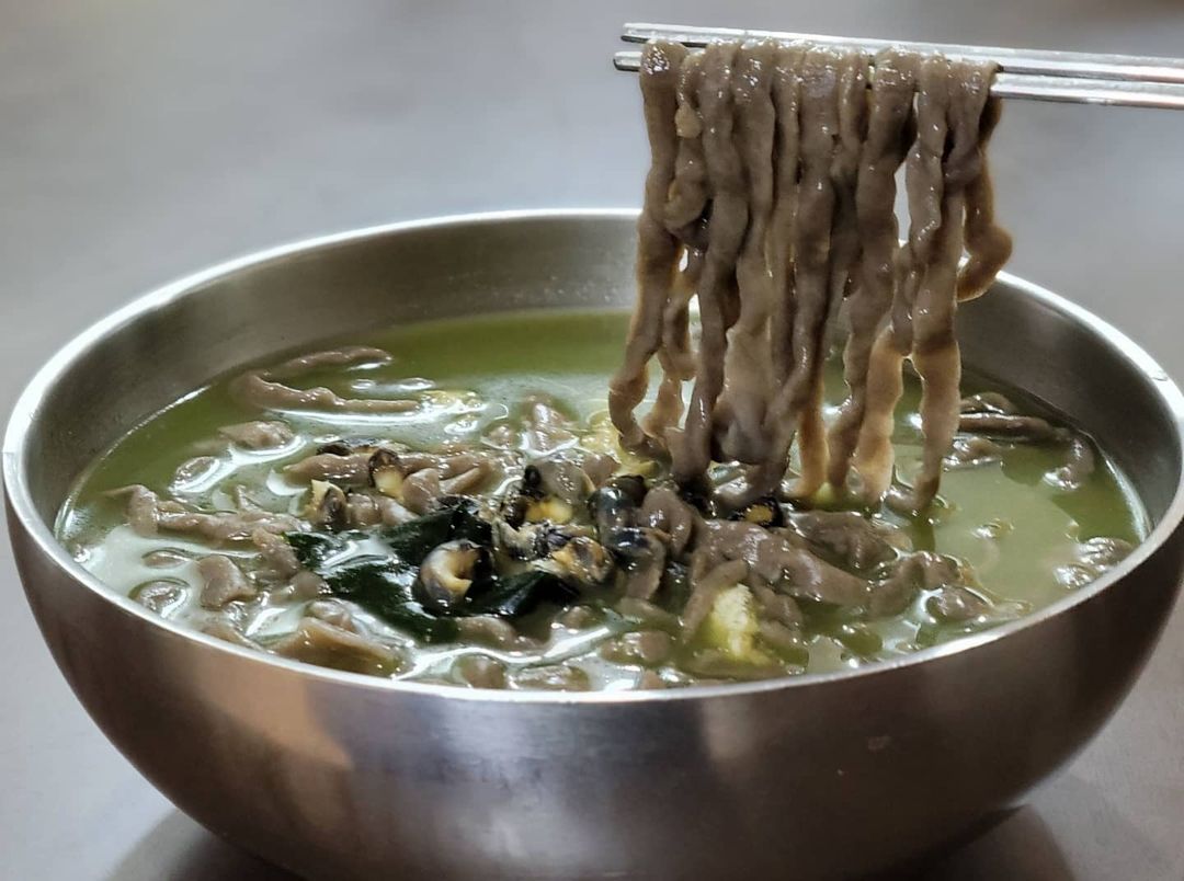 출처 : 중문수두리보말칼국수 공식 인스타그램
