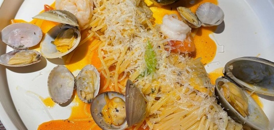 Dining Hu(다이닝 후)