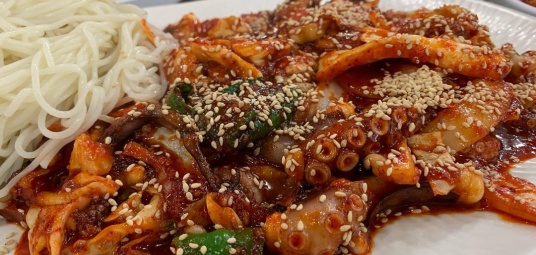 칼국수 만드는사람들