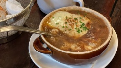 꾸띠자르당 매장 이미지