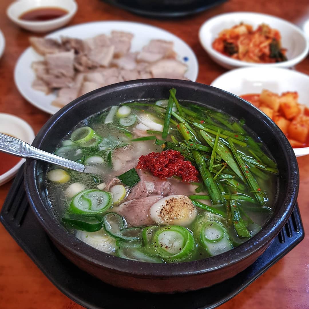 의령식당 - 부산, 해운대 | 맛집검색 식신