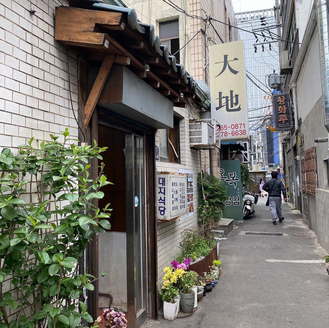 place_img