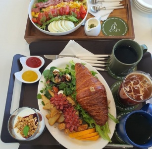 이너리트 매장 사진, 울산광역시 울주군 삼남읍 수남벚꽃길 9 
