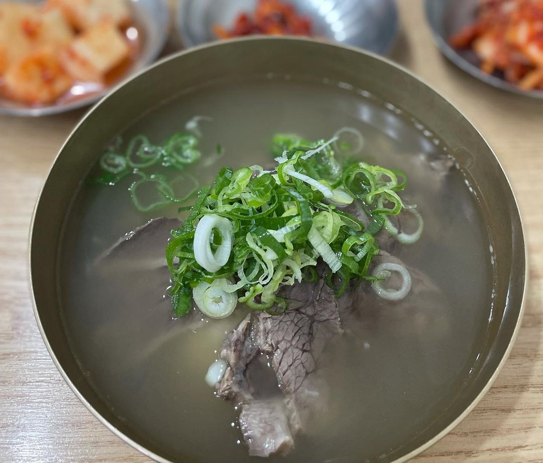 출처 : inni_claus님의 인스타그램