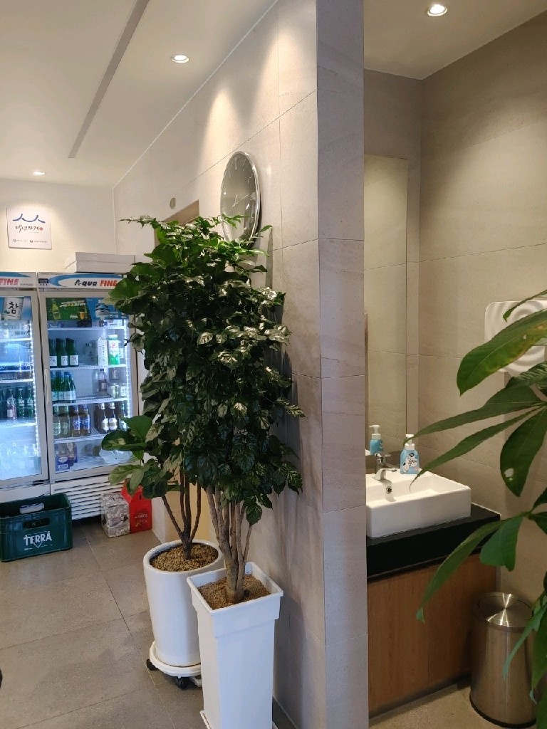 place_img