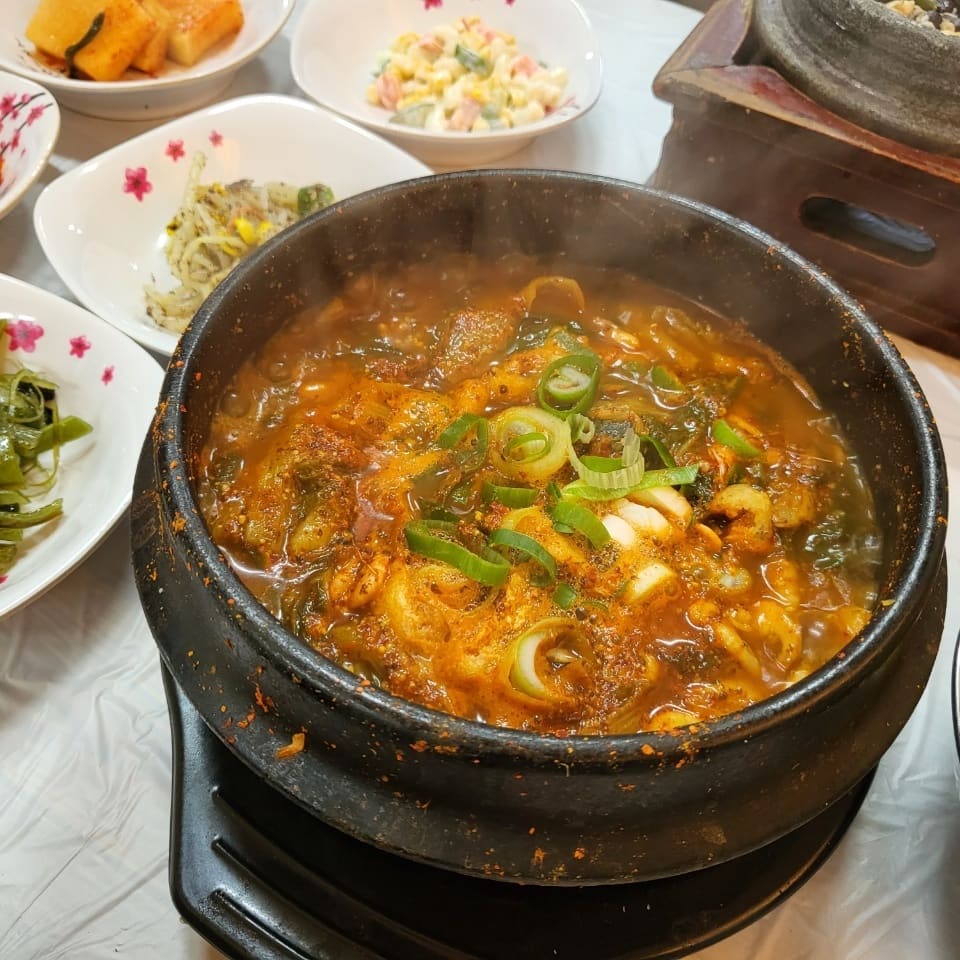 궁전장어매운탕 - 전북, 군산시 | 맛집검색 식신