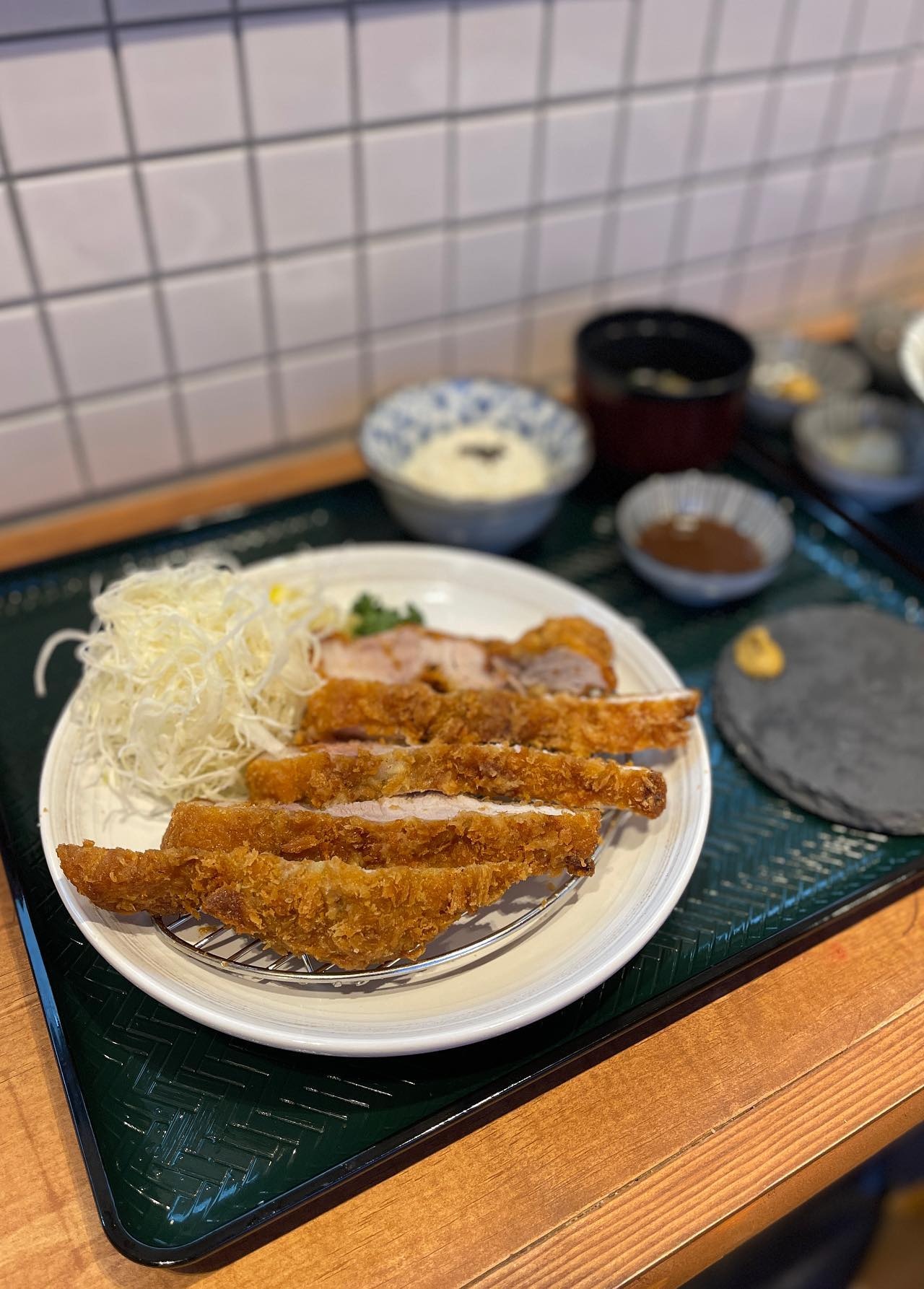 출처 : 삼백돈 돈가츠 성남모란점 공식 인스타그램