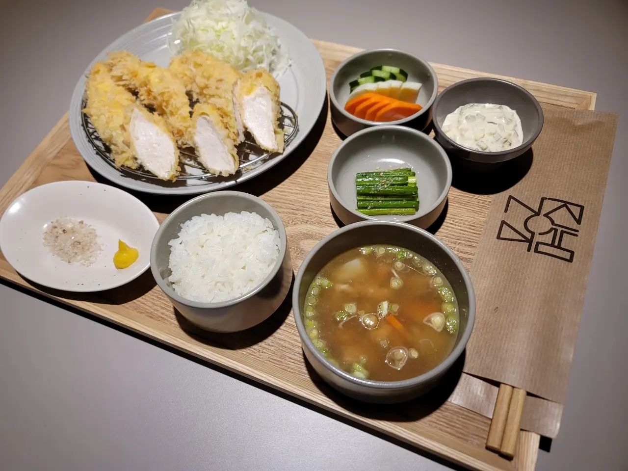 상진식감 - 서울 강남, 신사-가로수길 | 맛집검색 식신