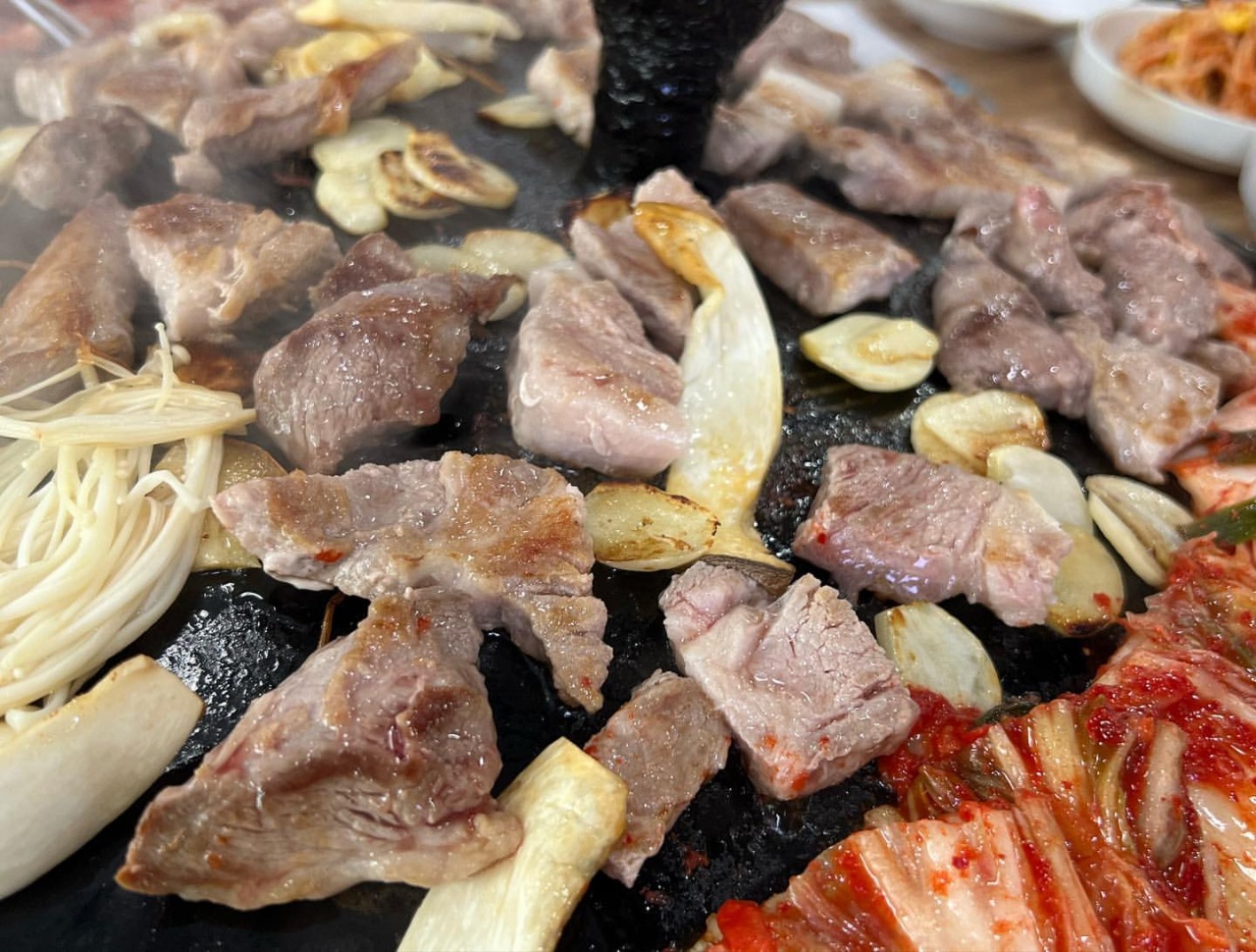 마루솥뚜껑 와인삼겹살|안산-단원구/중앙동맛집, 고기맛집, 식신 대한민국 No.1 맛집검색,맛집추천