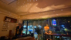 아웃풋 매장 이미지