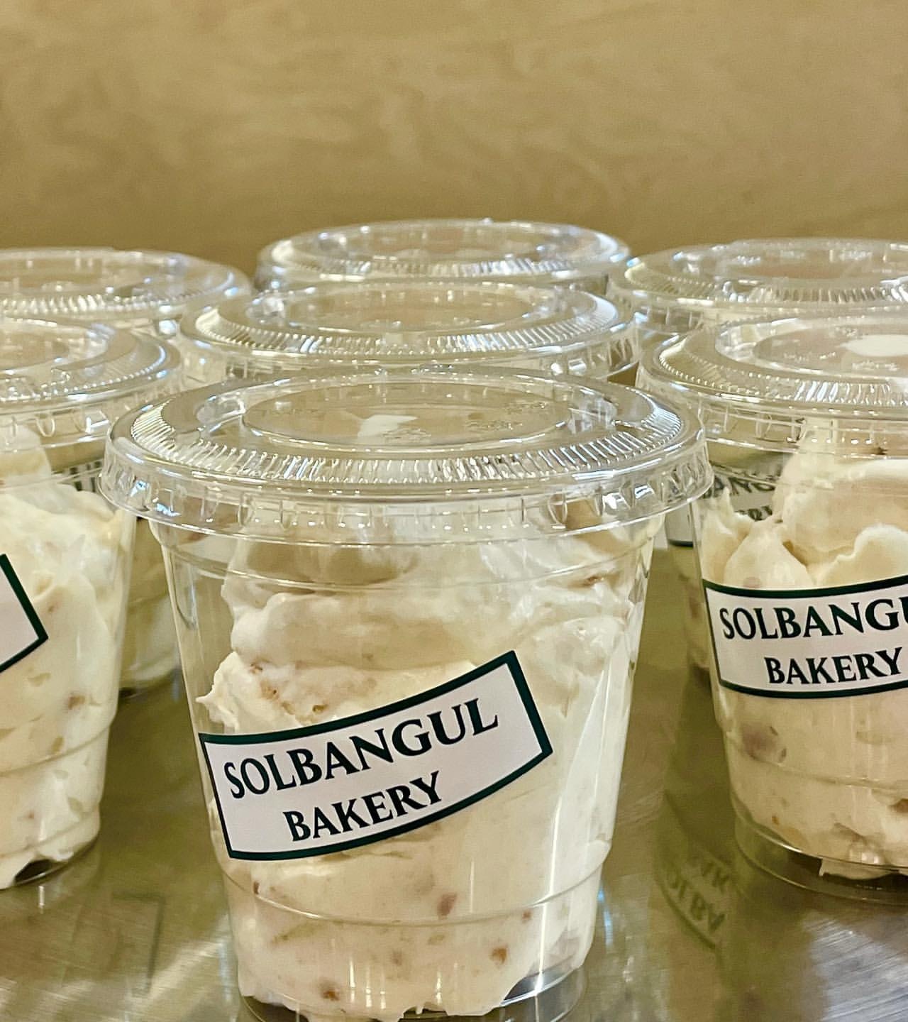 출처 : 솔방울베이커리 인스타그램 검색 결과