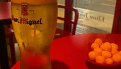 프리버드 매장 이미지