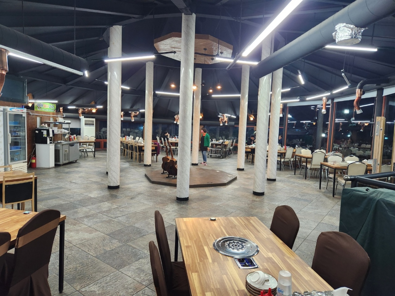 place_img