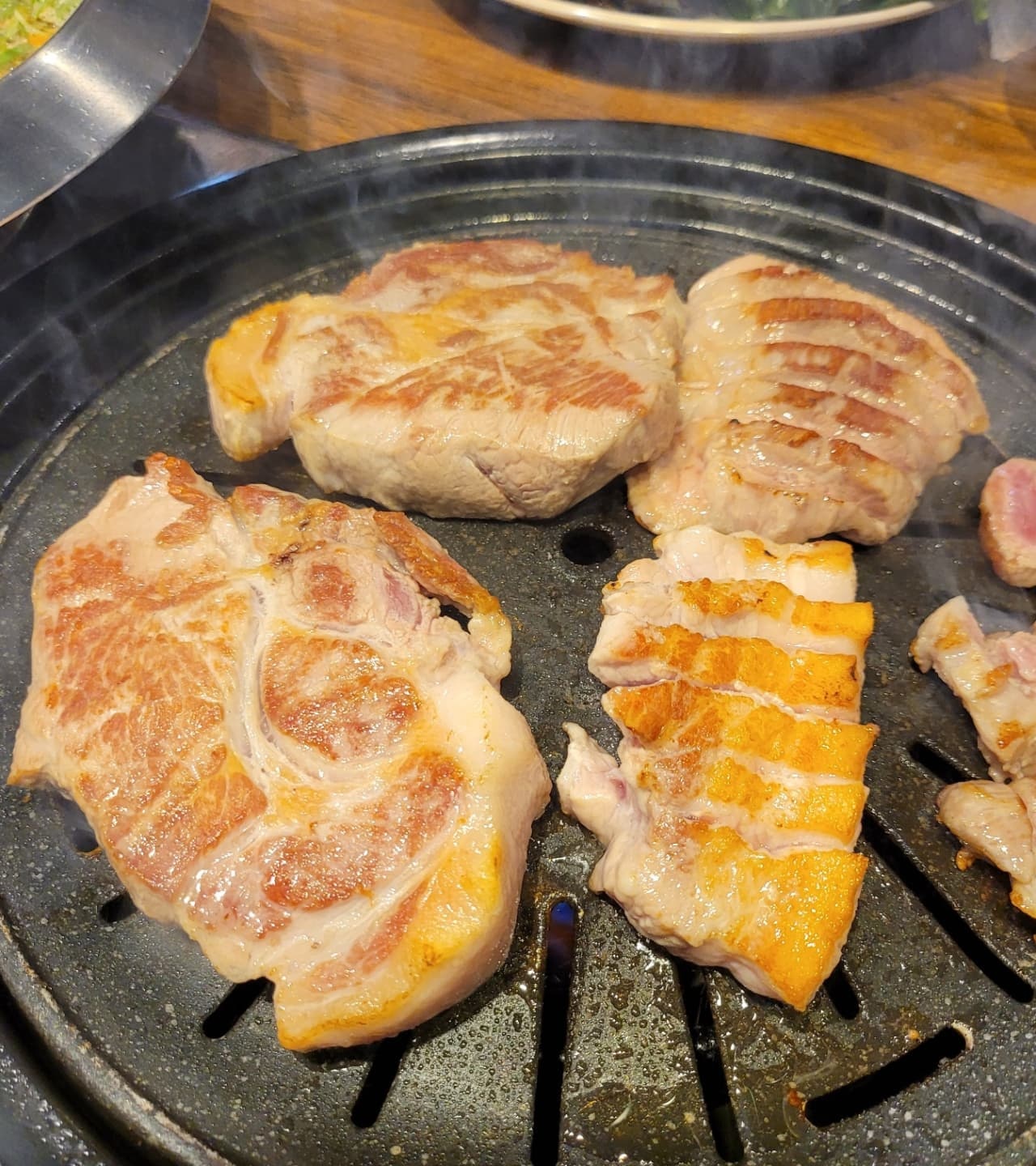 출처 : 육시리 선릉점 인스타그램 검색 결과