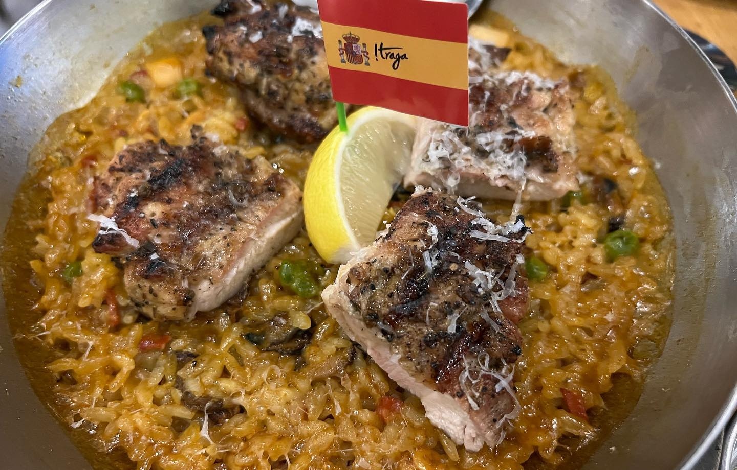 출처 : 트라가 삼성점 인스타그램 검색 결과