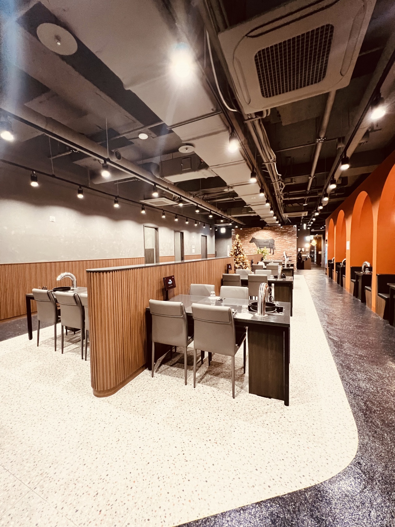 place_img