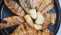 동명항 생선숯불구이 매장 이미지