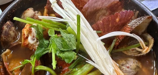 궁중해물탕