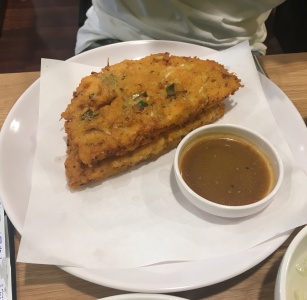 종로 근처에 있는 맛집 후보 1번 입니다.