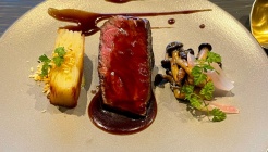 우니크 매장 이미지