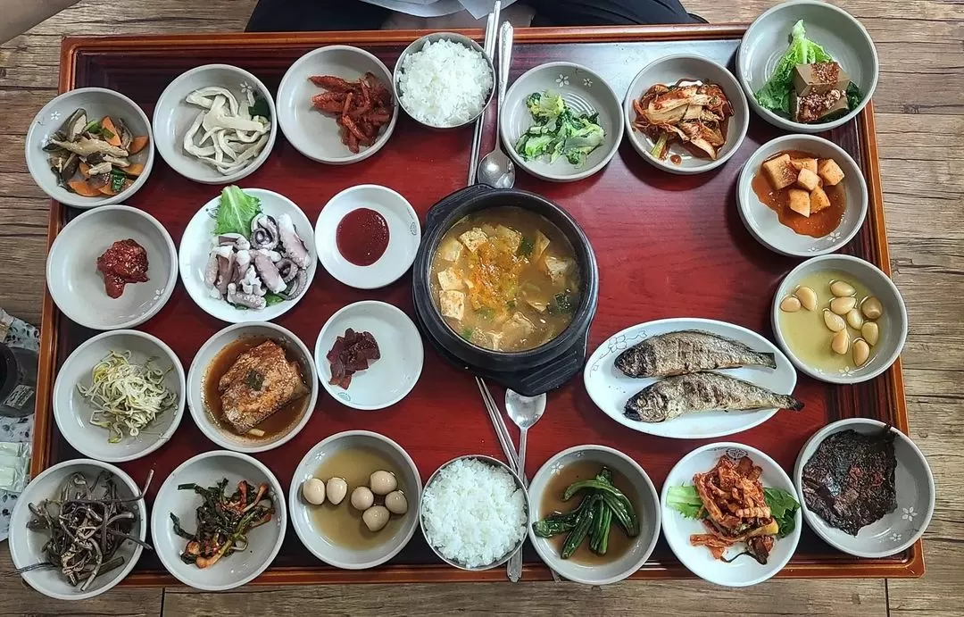 옥천골한정식 매장 이미지