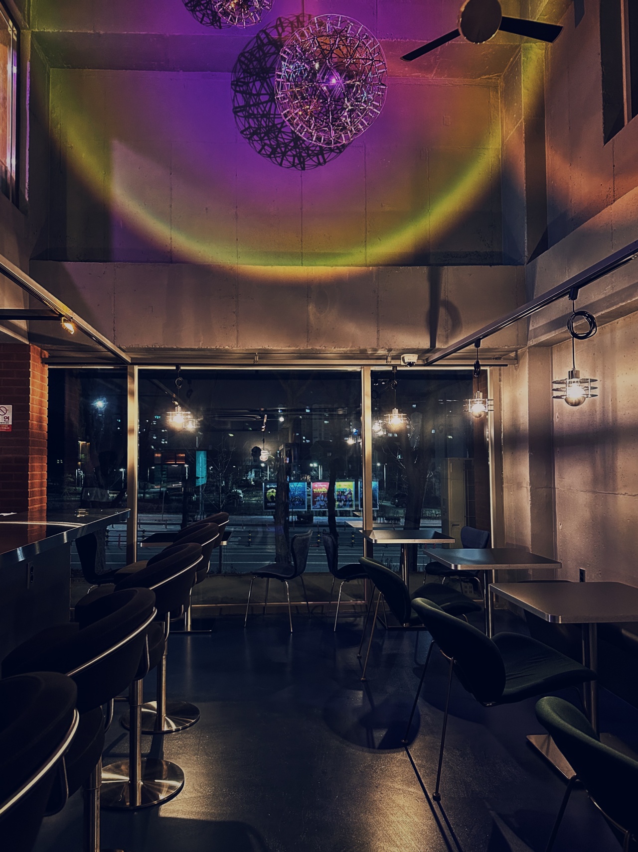 place_img