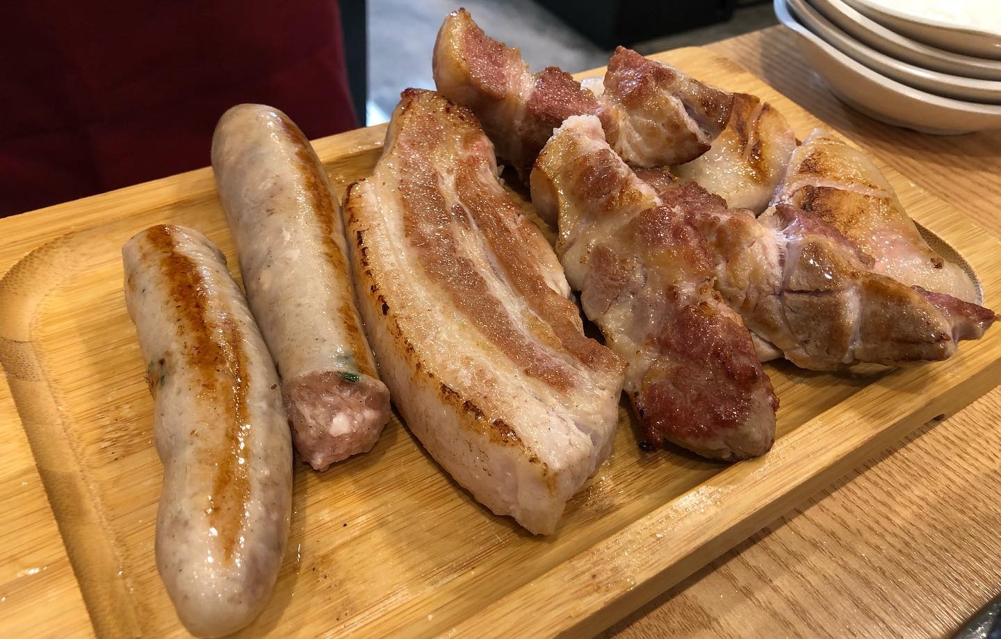 출처 : 사람사는 고깃집 김일도 성수점 인스타그램 검색 결과