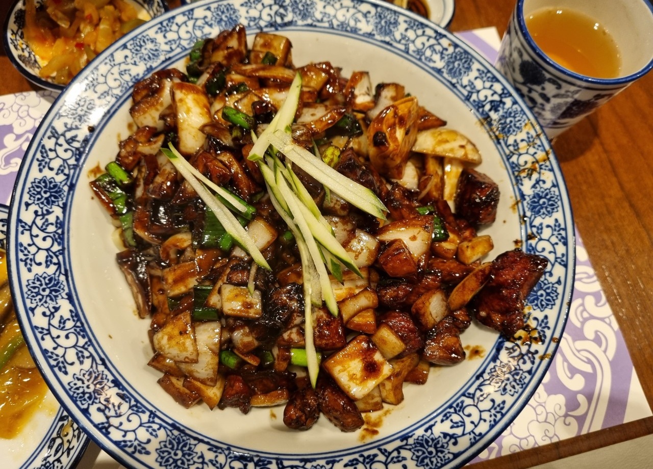 출처 : 크리스탈제이드 용산 아이파크몰점 인스타그램 검색 결과