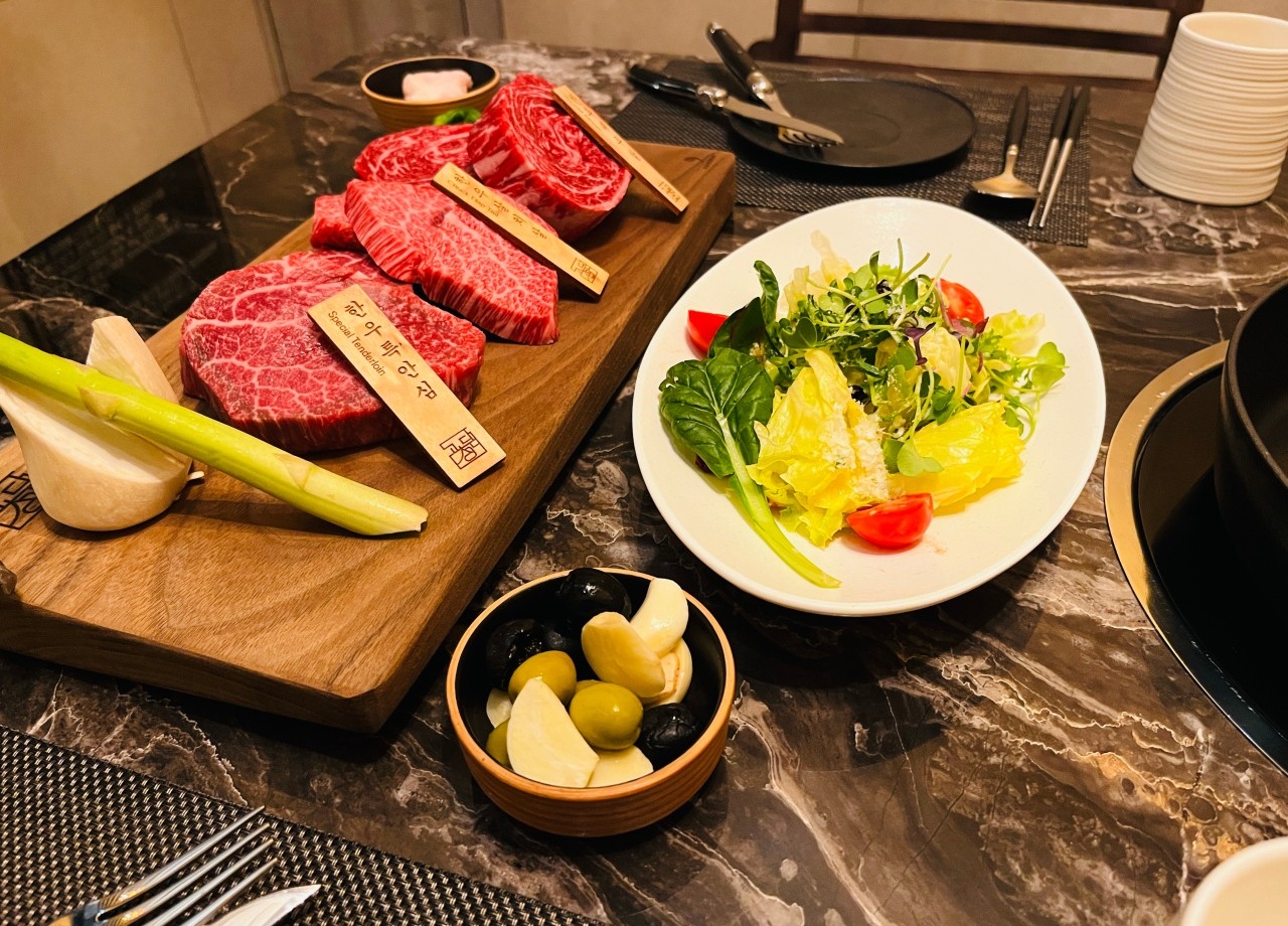 출처 : 고청담 용산점 인스타그램 검색 결과