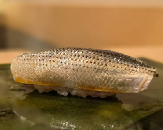 스키야바시 지로 롯폰기텐(Sukiyabashi Jiro Roppongiten) , Tokyo, Minato City, Roppongi, 6 Chome−12−2 六本木けやき坂通り 3F