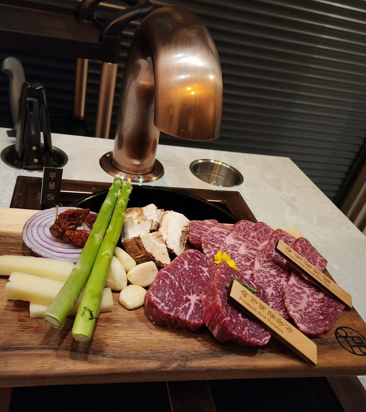 출처 : 우몽블랙 판교본점 인스타그램 검색 결과